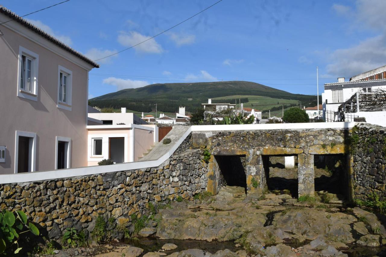 Casas Da Ribeira Villa Santa Barbara  Exterior photo