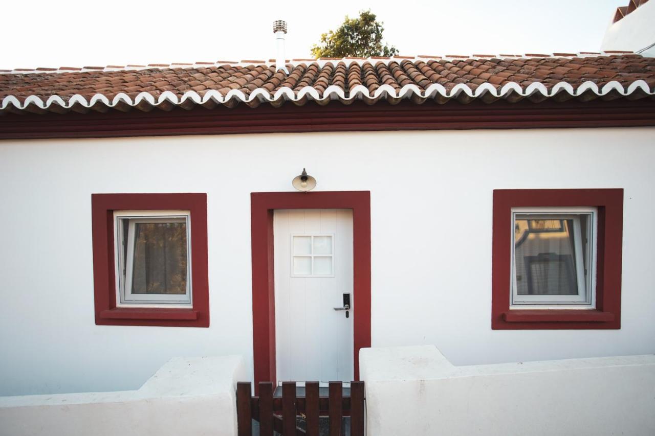 Casas Da Ribeira Villa Santa Barbara  Exterior photo