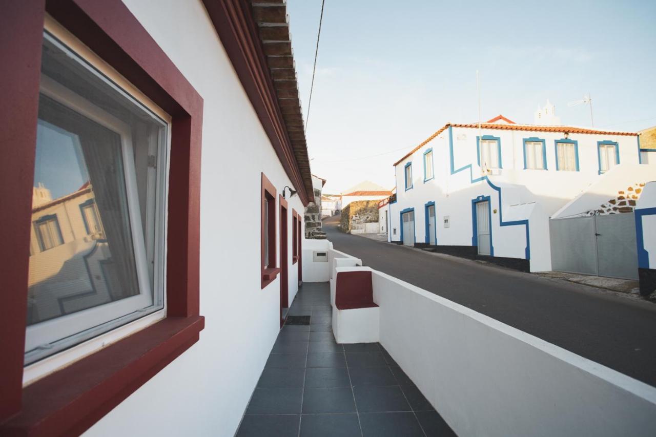 Casas Da Ribeira Villa Santa Barbara  Exterior photo